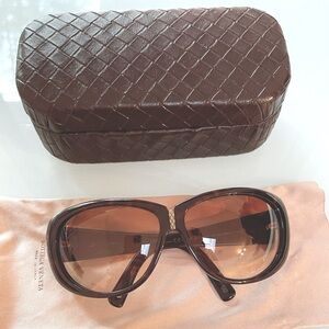 Bottega Veneta Cat Eye Brown Sunglasses with Case